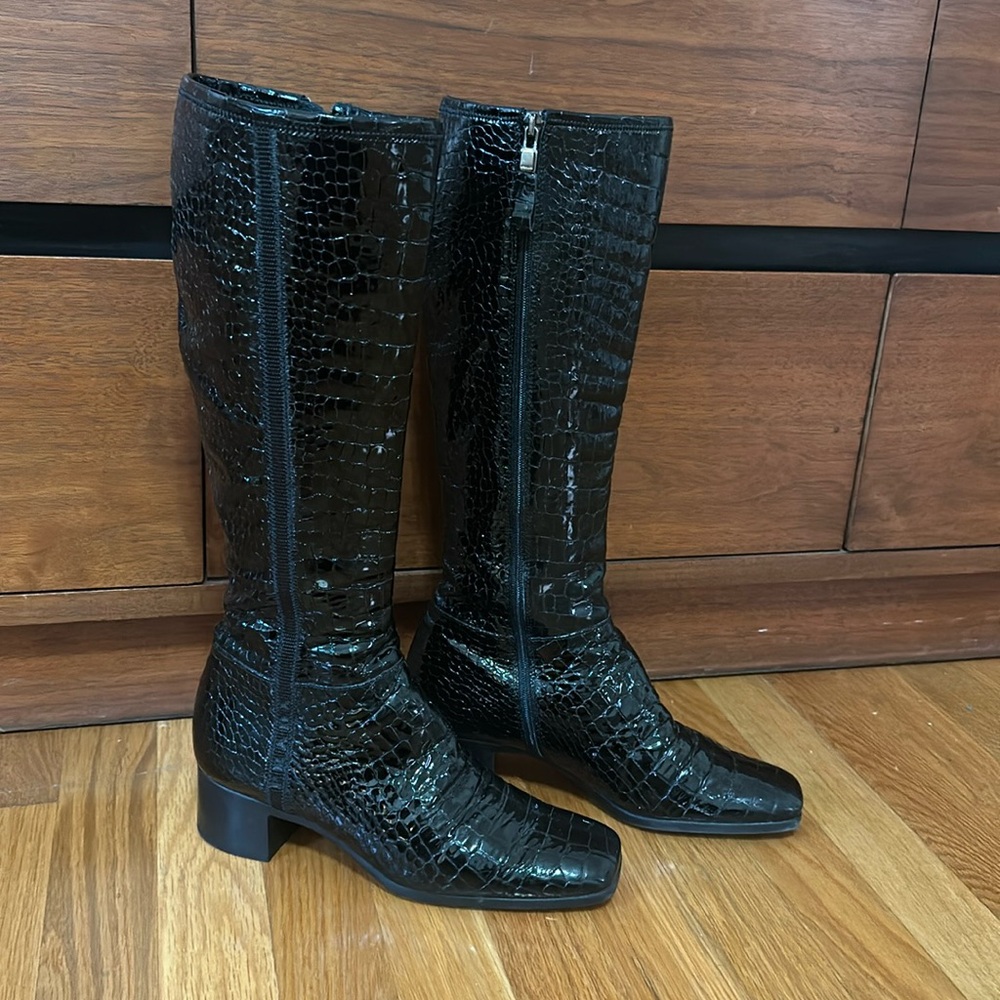 Rare Prada Vintage black croco boots size 37.